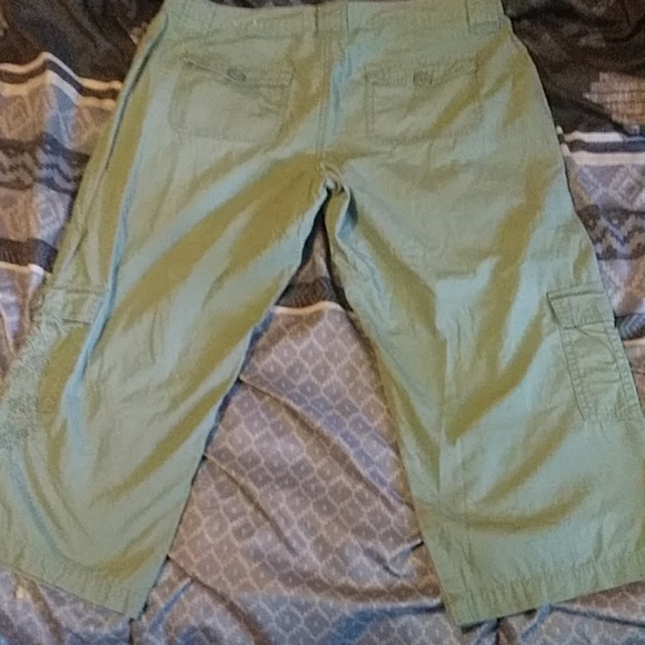 SO....REAL SO RIGHT.... CAPRIS - Picture 3 of 4